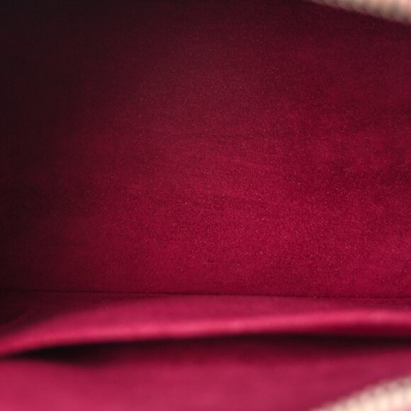 Louis Vuitton Alma BB in Fuchsia Epi Leather - Picture 4 of 14